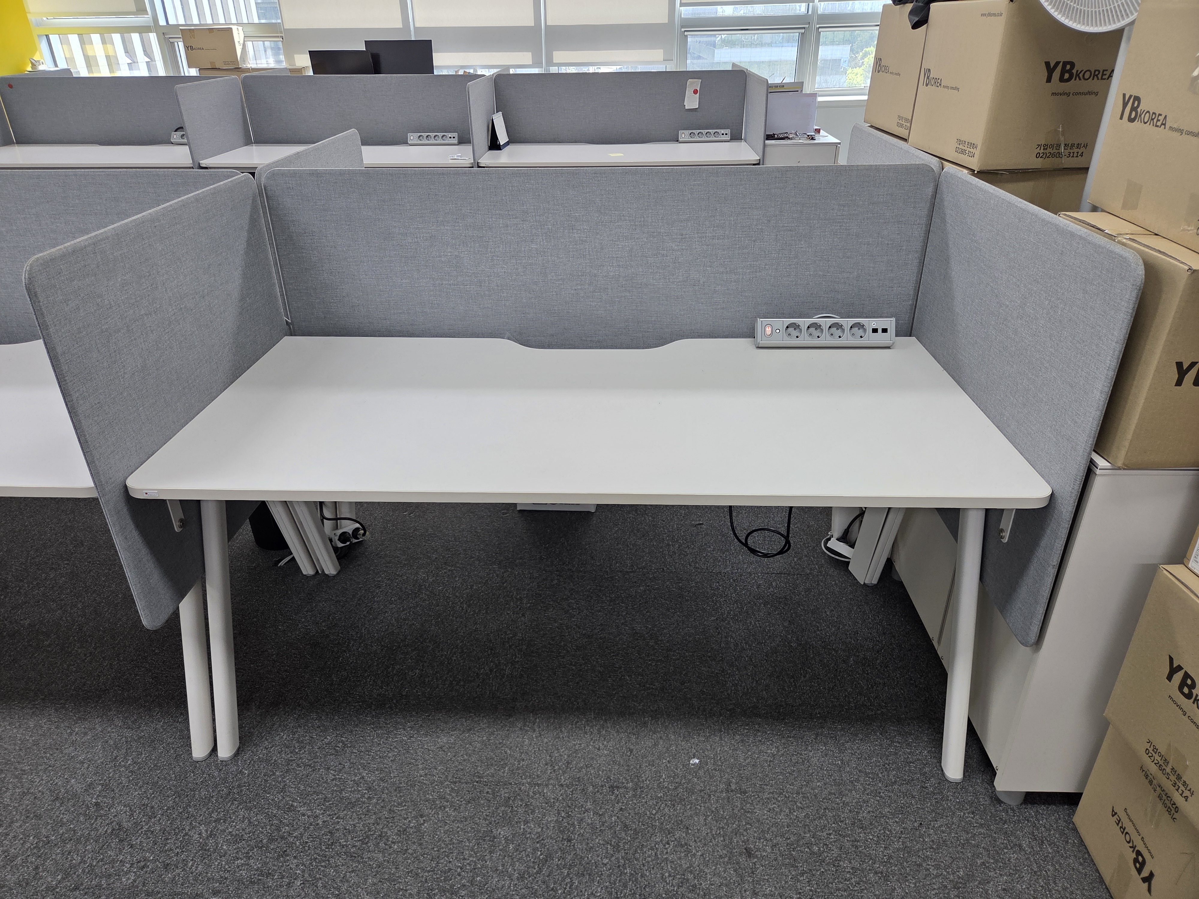 퍼시스 인에이블 1600 일반형책상[서랍파티션별매]FDD016CN