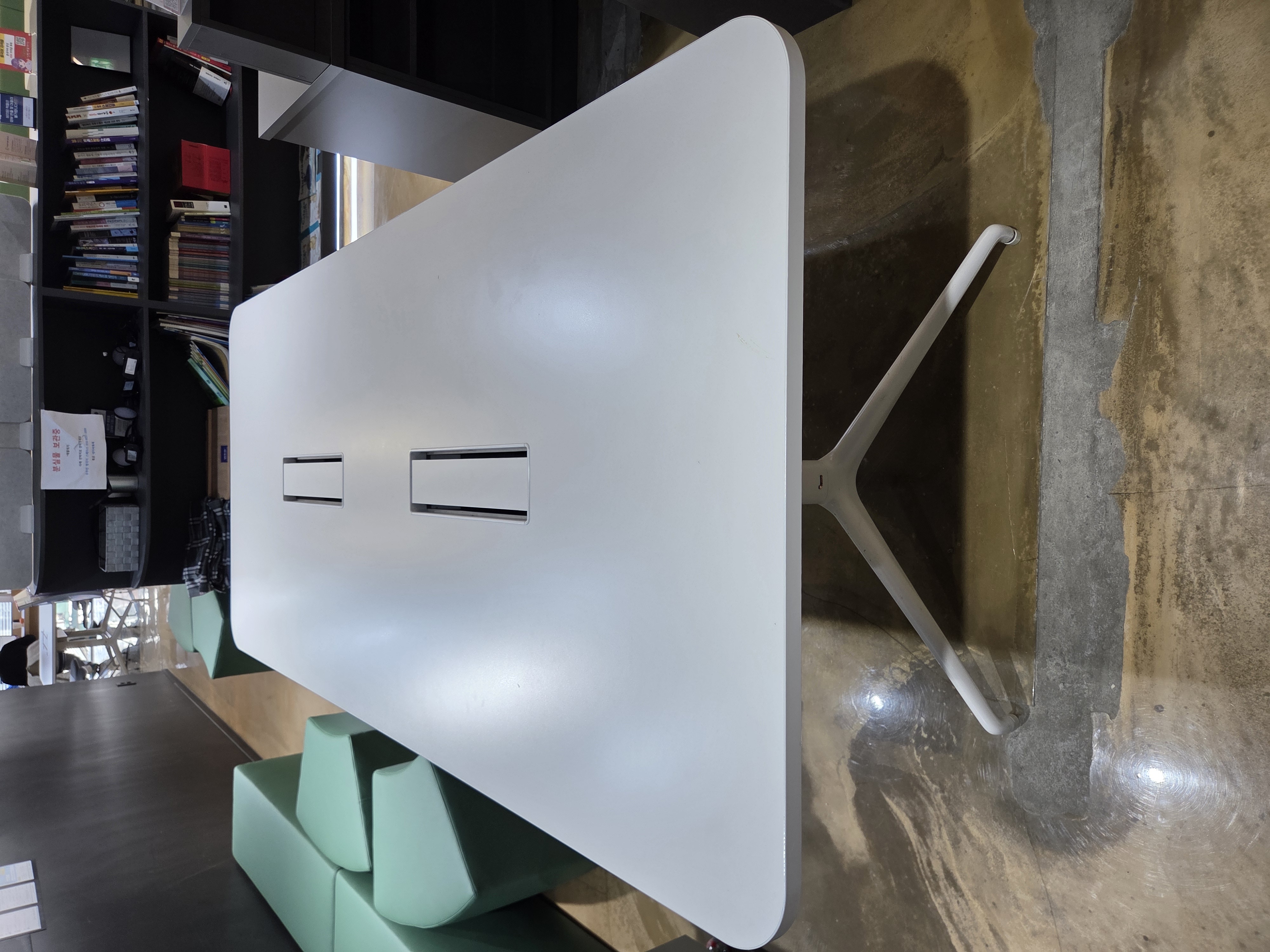 퍼시스 비콘 2400*1100 회의테이블