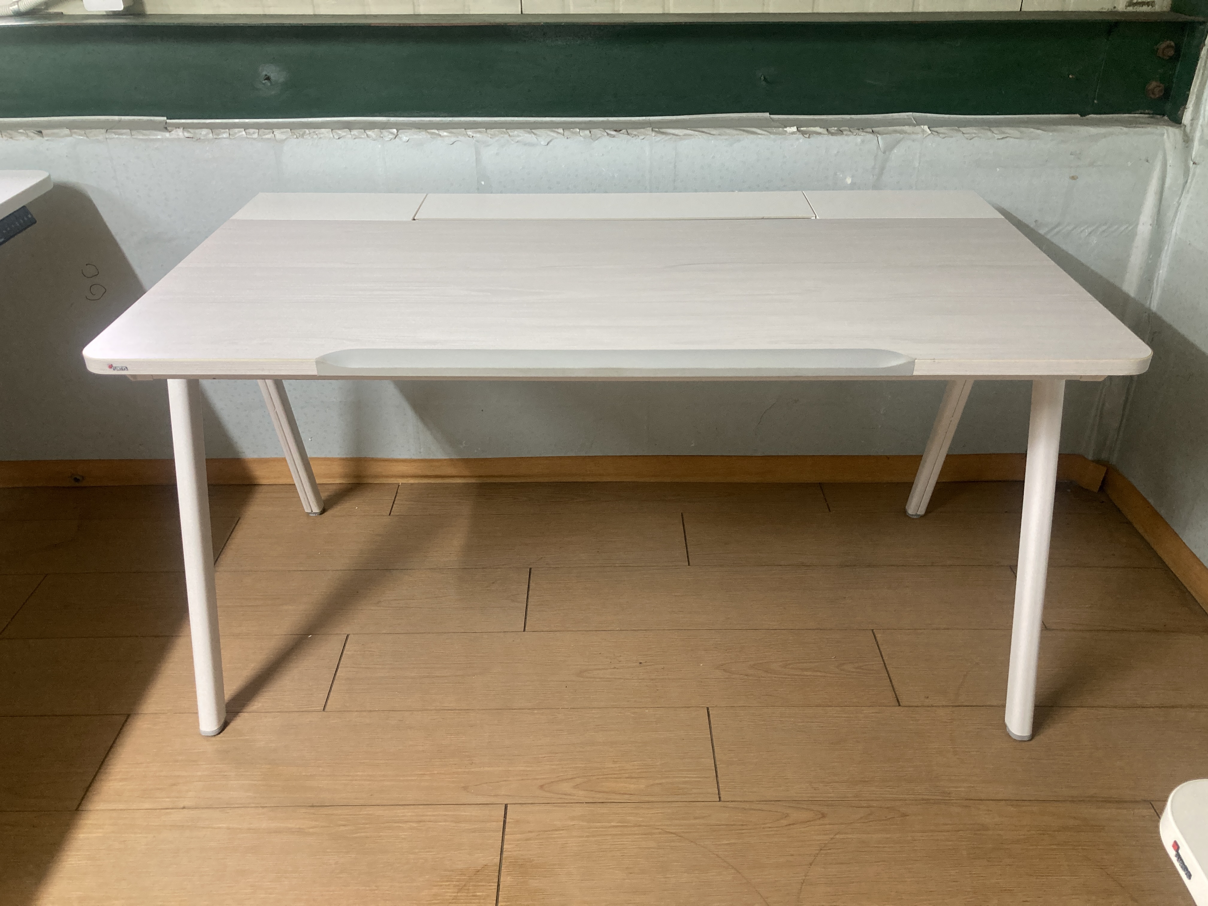 퍼시스 인에이블1400덕트형책상[KAP칼라]