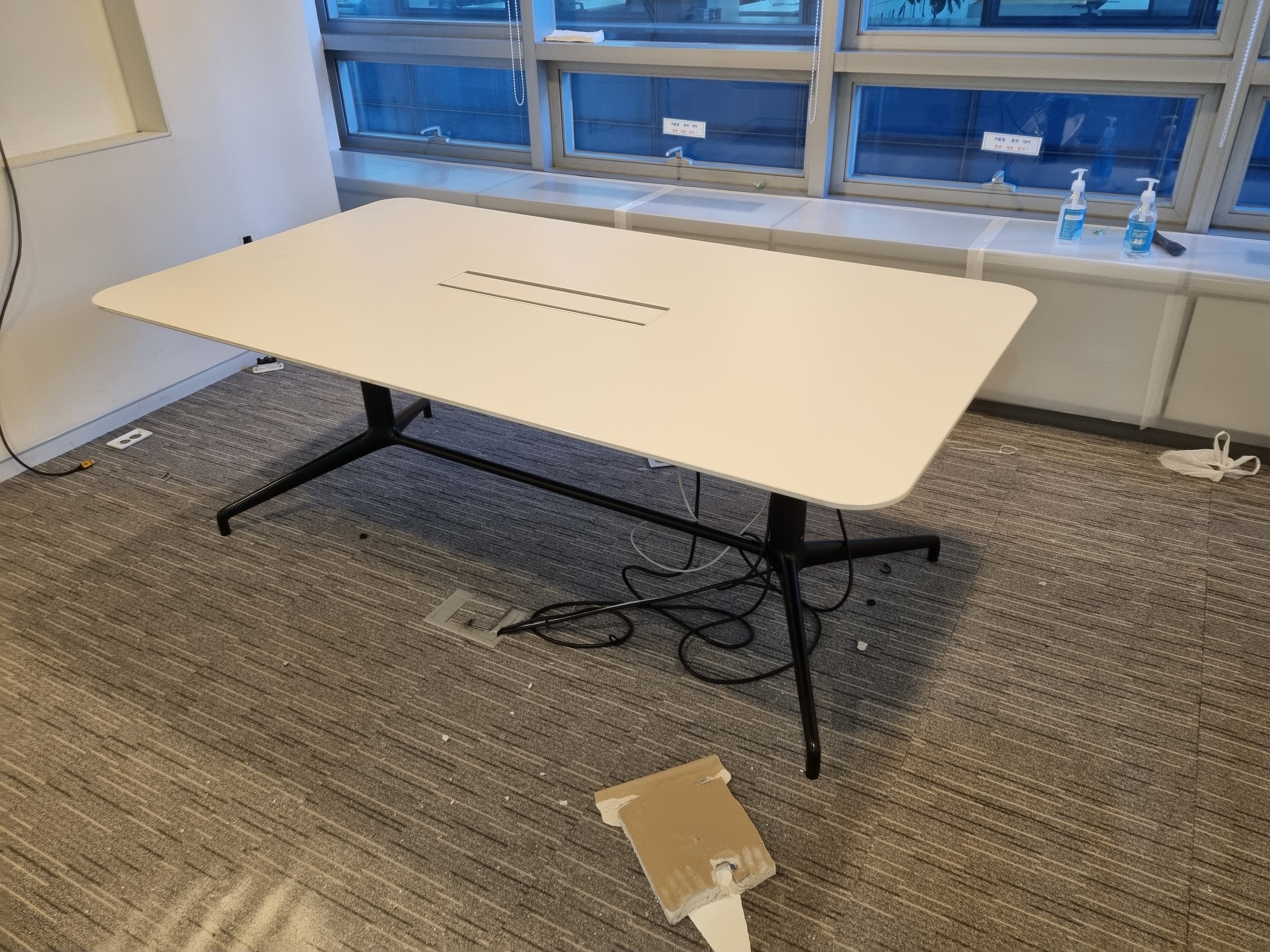 퍼시스 비콘 2000회의테이블[WWBK]