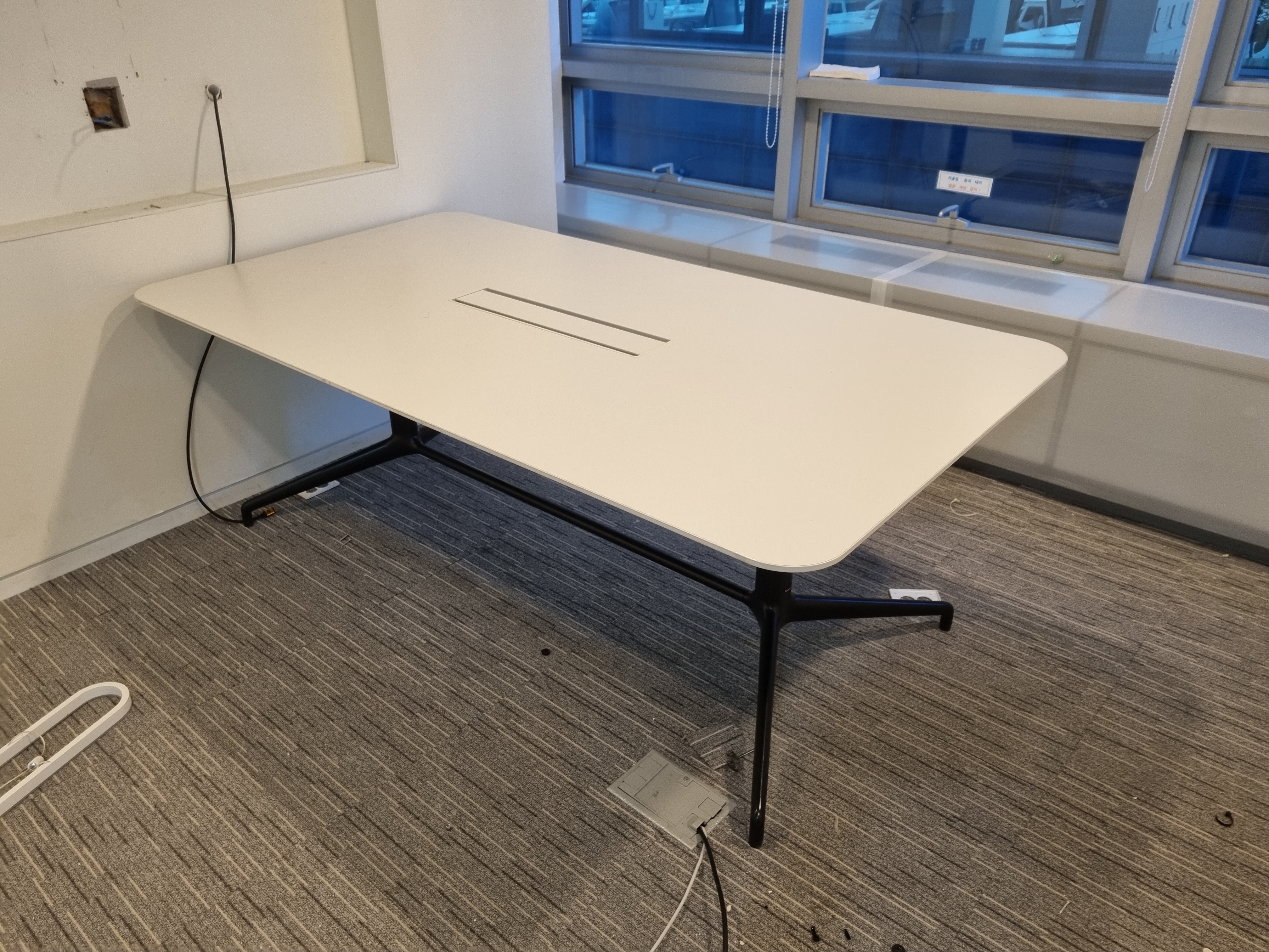 퍼시스 비콘 2000회의테이블[WWBK]