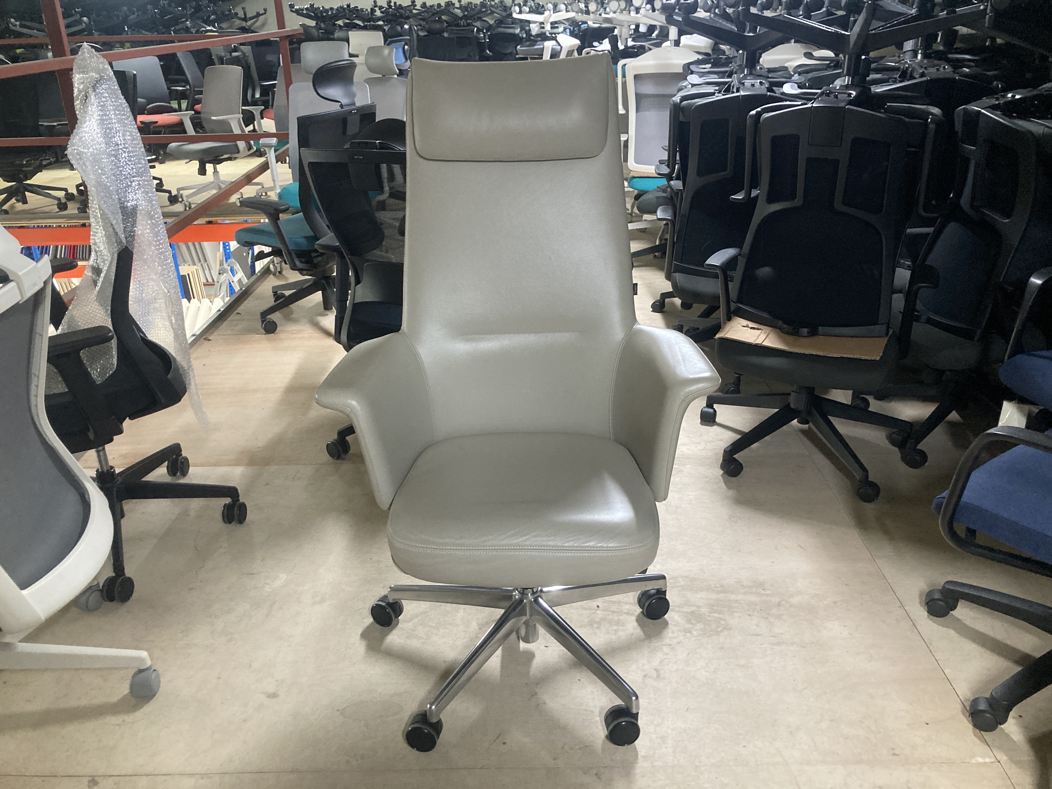 퍼시스 셀리오스 중역의자 CH5400[전면천연가죽]