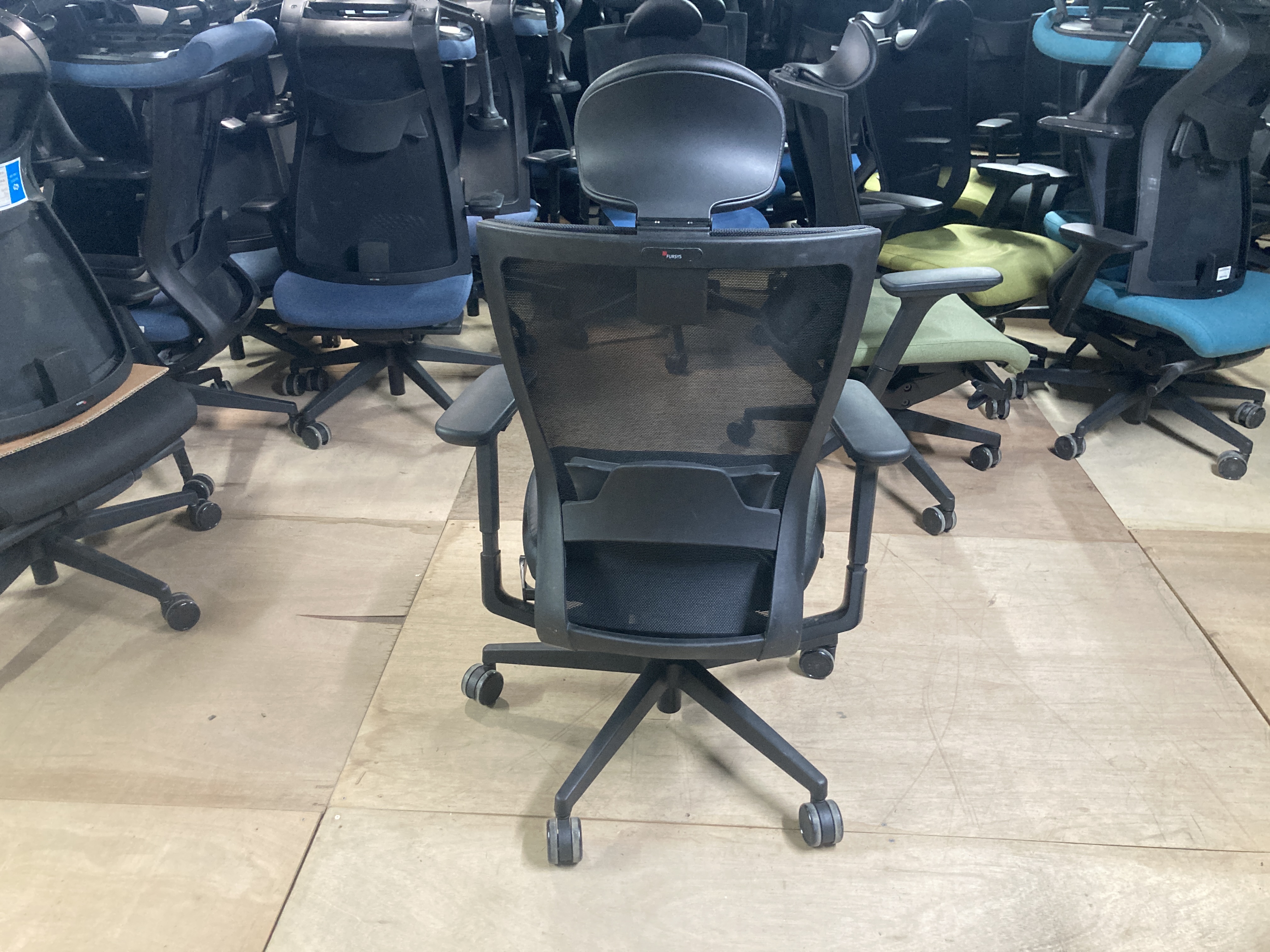 퍼시스 CHA4300[천연가죽] 의자