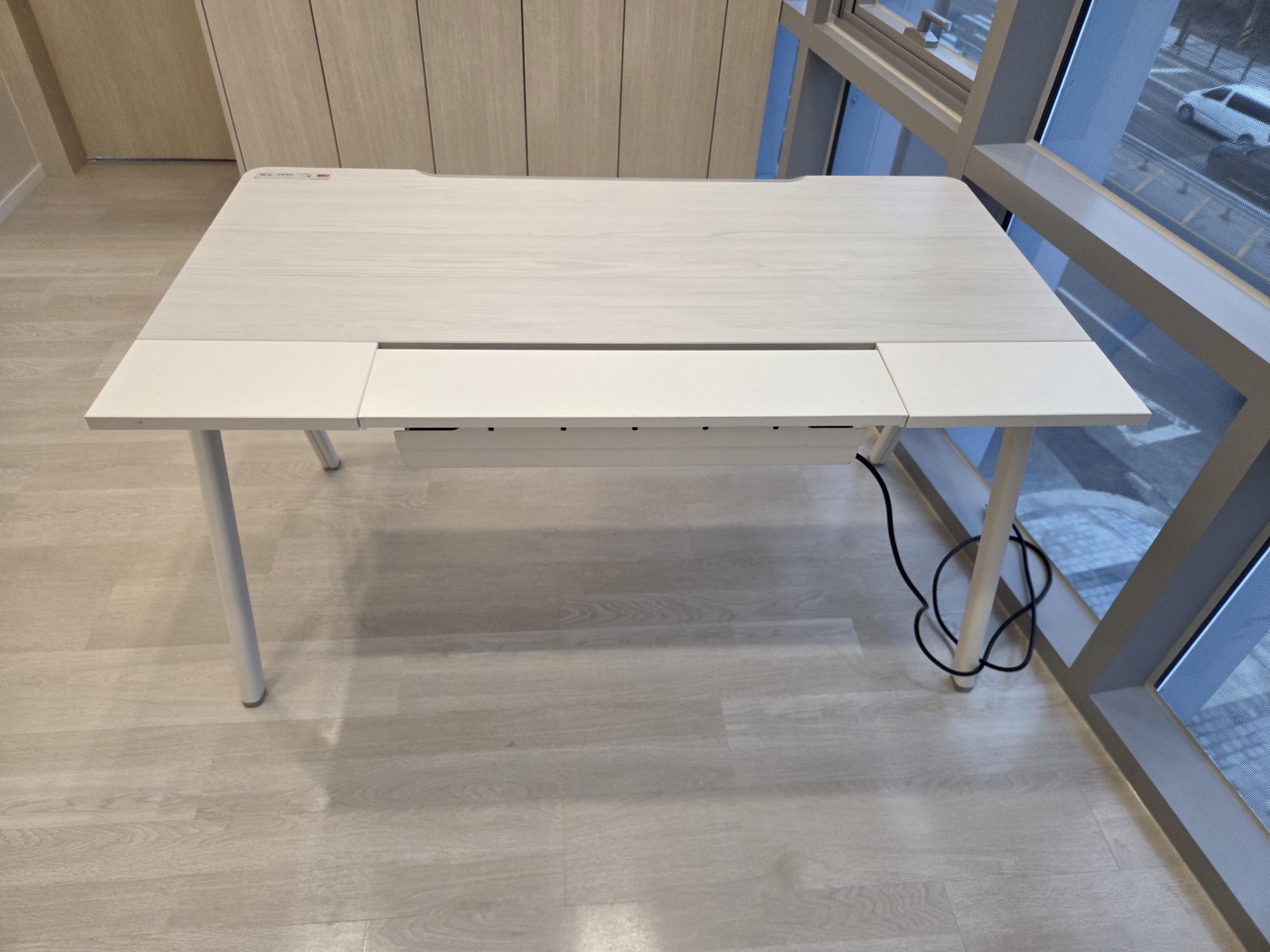 퍼시스 인에이블 1400 덕트형책상[서랍별매]FDD014