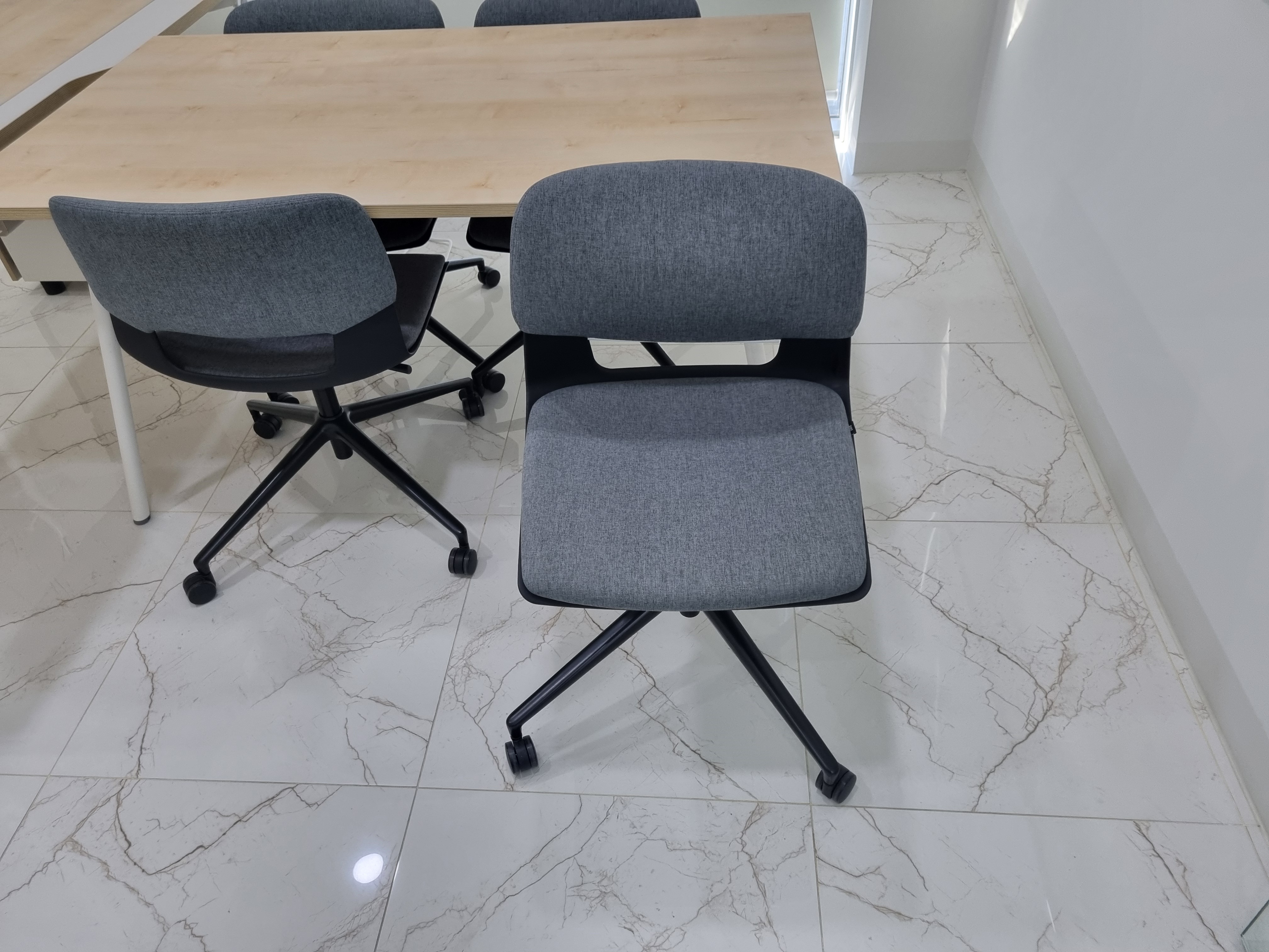 시디즈 버튼 회의의자