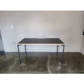 데스커 블랙 1600*700 책상