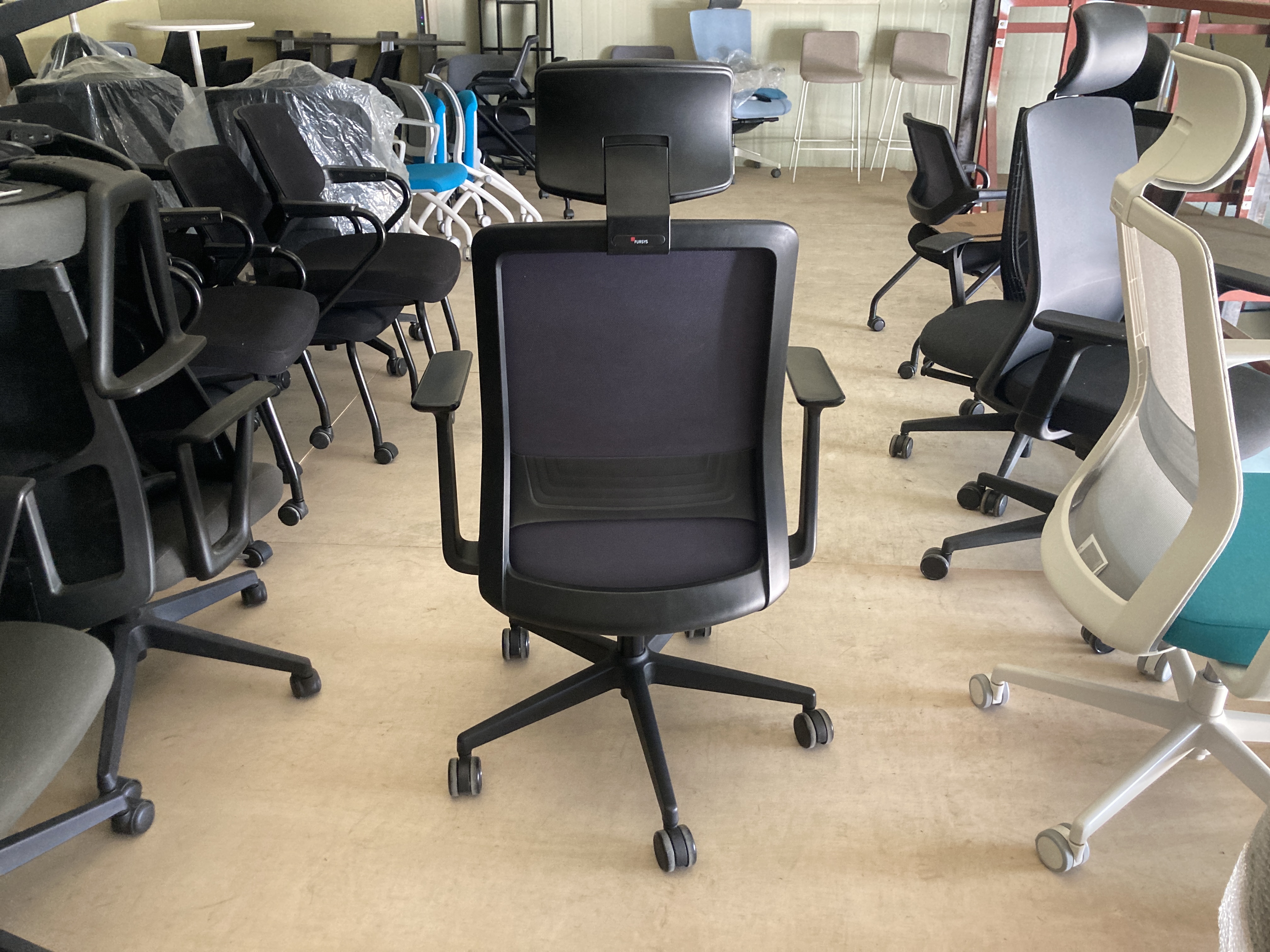 퍼시스 어라운드의자 CHN6400CH